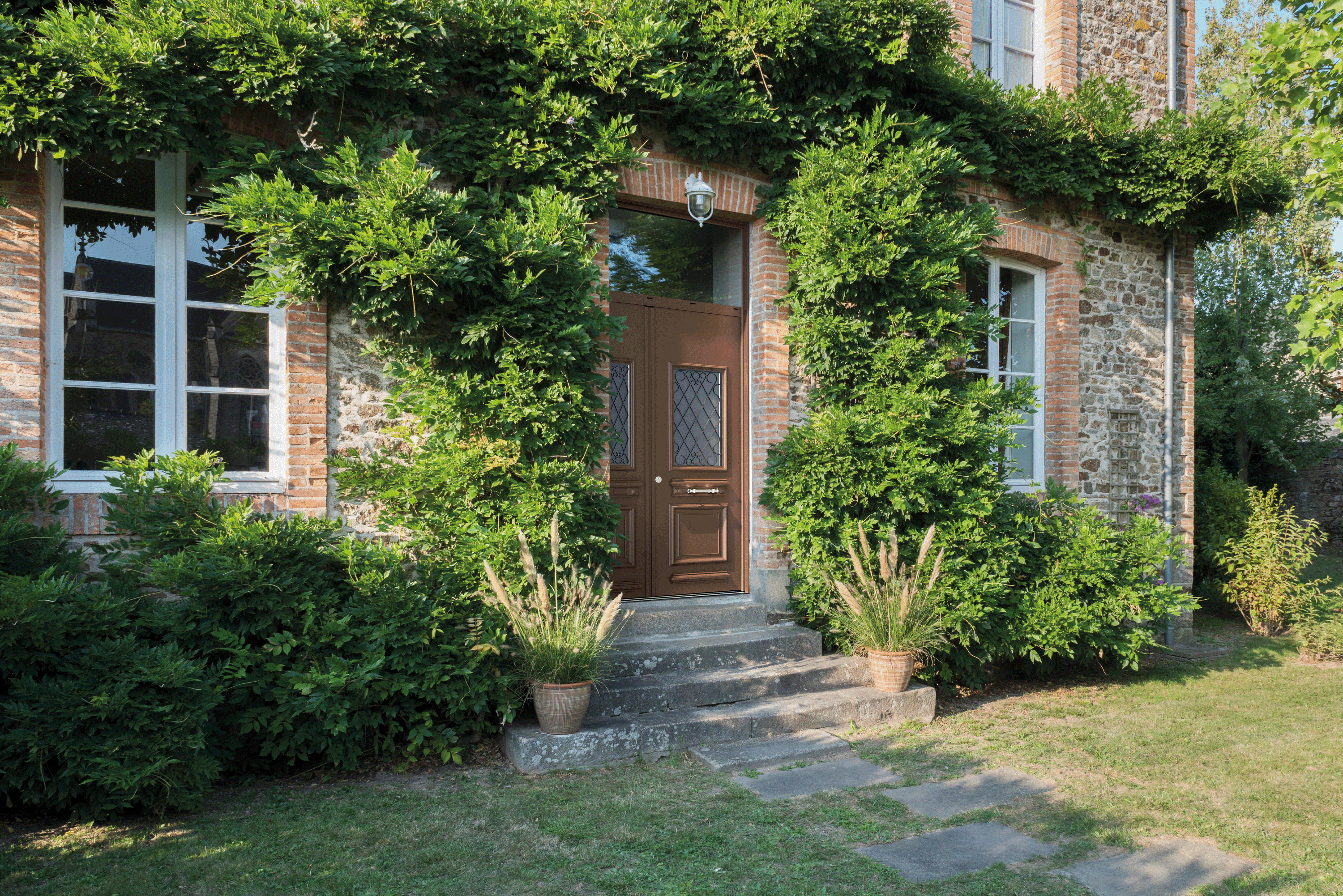 Comment changer sa porte d'entrée lors d'une rénovation